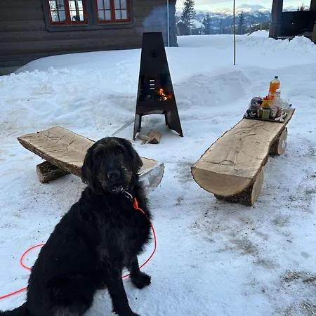 Eventyrtunet In Idyllic Tuddal